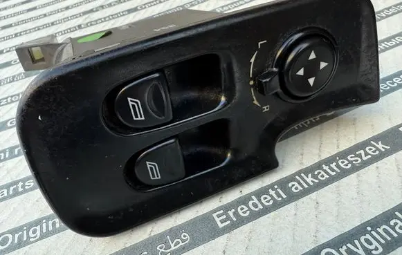 Alfa Romeo GT Electric window control switch 60682443 61026700