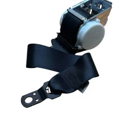 BMW X3 E83 Rear seatbelt 3448361