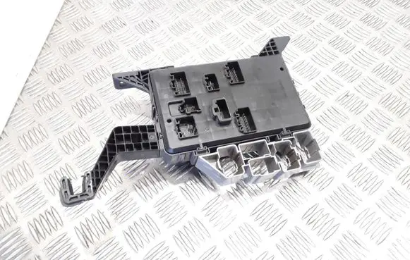 Jaguar X-Type Fuse module 1S7T14A301CC F0AB14B192AA F57B14B192AA