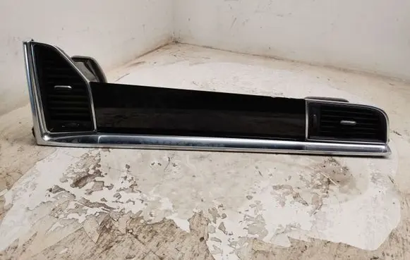 Porsche Macan (95B) Panel trim 95B857226