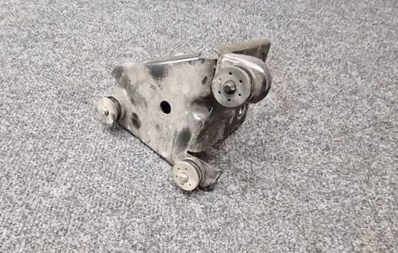 Audi A3 S3 8V ABS pump bracket 5Q2614235E