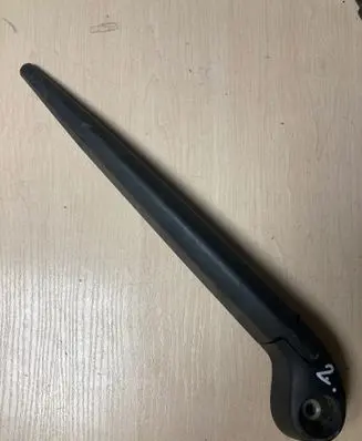 Volvo XC70 Rear wiper blade 80016957 30653892