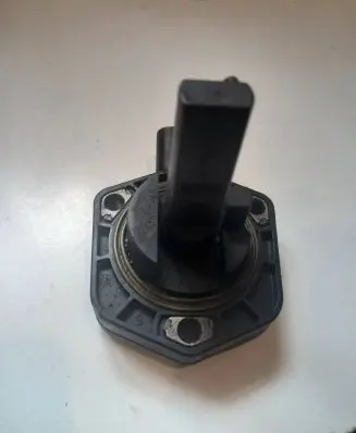 Volkswagen PASSAT B5.5 Oil level sensor 1J0907660B 6PR00807902