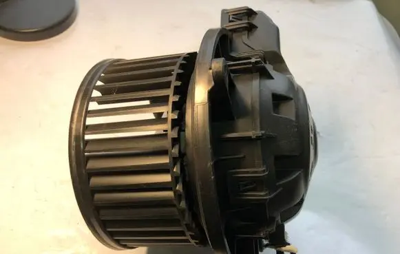 BMW 2 F22 F23 Heater fan/blower 9319919 931991901 T954493A