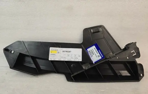 Volvo V70 Front bumper mounting bracket 30796387
