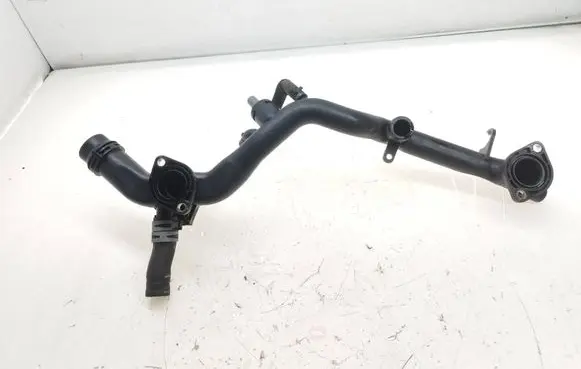 Volkswagen Touareg II Engine coolant pipe/hose 06E121045AA 06E121058F 037906283C