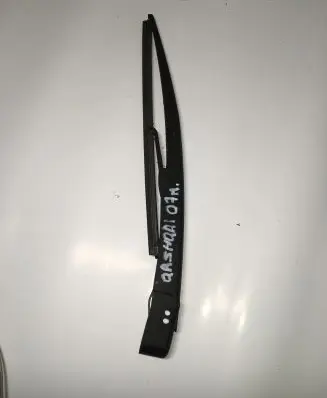 Nissan Qashqai Rear wiper blade arm