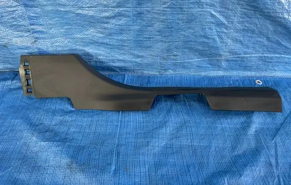 Renault Austral Front sill trim cover 769520406R
