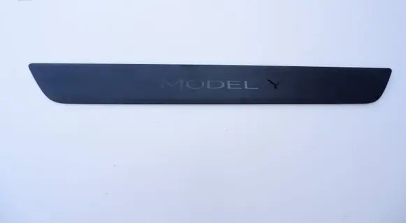 Tesla Model Y Front sill trim cover 149430100B