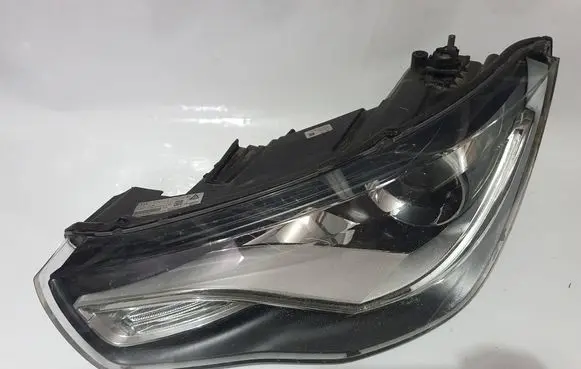 Audi A1 Headlight/headlamp 8X0941003J