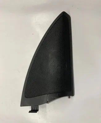 Mercedes-Benz ML W166 Dash center speaker trim cover A1667200244