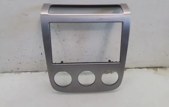 Nissan Murano Z50 Radio/GPS head unit trim P12871A6300000