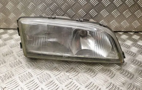 Volvo S70 V70 V70 XC Headlight/headlamp 205409B