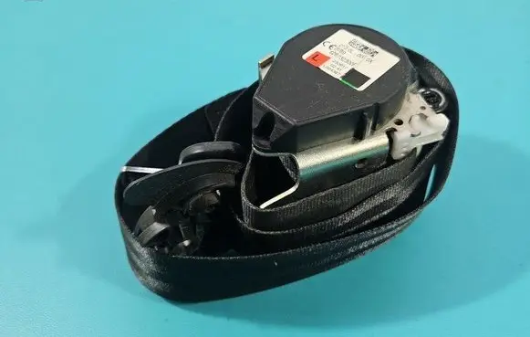 Skoda Fabia Mk3 (NJ) Front seatbelt 626732300F IMPRK1477326