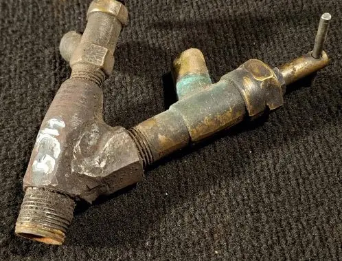 UAZ 469 Fuel distributor 
