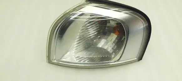 Volvo S80 Front indicator light 9154472 9154474
