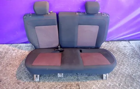 Opel Corsa D Second row seats 