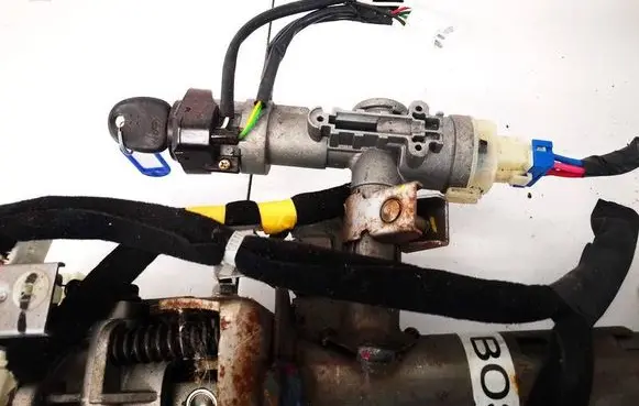 Hyundai Santa Fe Ignition lock 