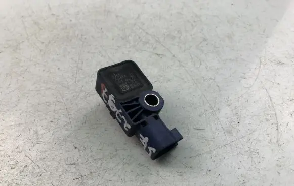 Volvo C30 Airbag deployment crash/impact sensor 31264410