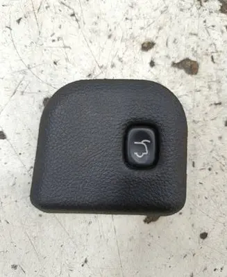 Jeep Grand Cherokee Tailgate/boot open switch button 12861261 30505U 04602751AA