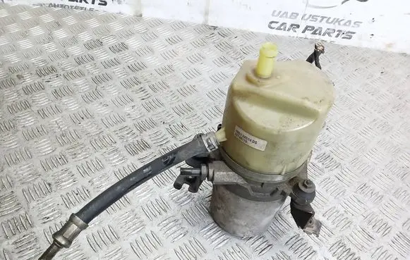Volvo V50 Power steering pump 4N513K514DS 30748170