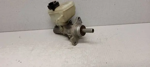 Volkswagen Golf V Master brake cylinder 1K1611301D