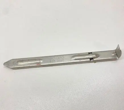 Volvo V70 Headlight/headlamp mounting bracket 30678340