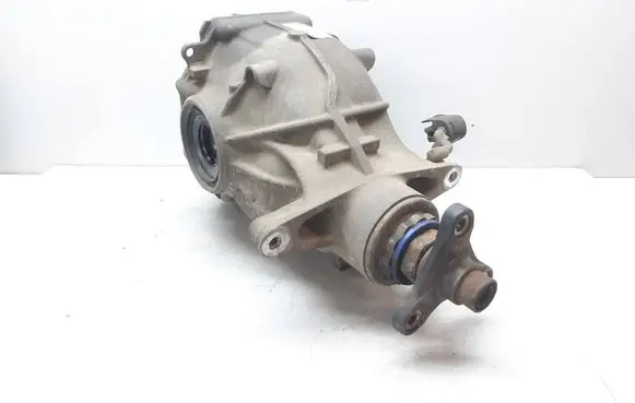 BMW 5 F10 F11 Rear differential 7630816