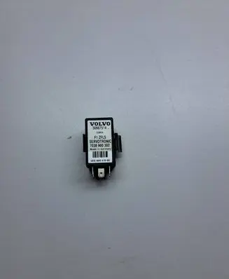 Volvo V70 Other relay 30667514 7038900302 5DS00947000