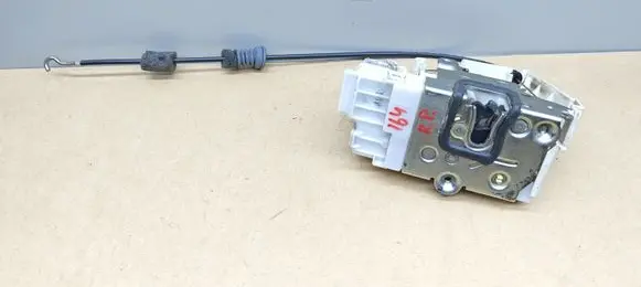 Mercedes-Benz ML W164 Front door lock 1697202735