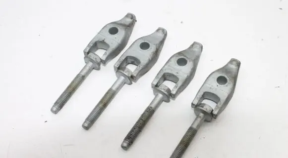 Opel Mokka Fuel Injector clamp holder