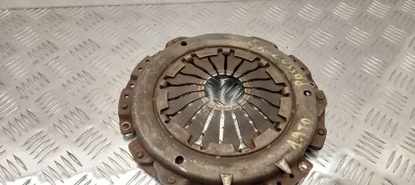 Volkswagen PASSAT B3 Pressure plate 028141025F