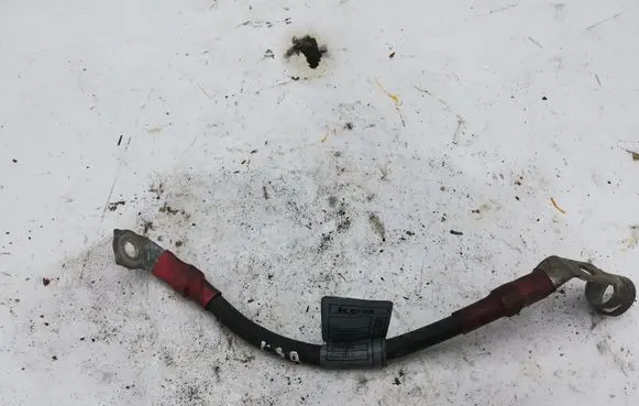 BMW 5 E39 Positive cable (battery) 759008 2247665