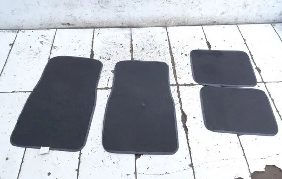 Chevrolet Captiva Car floor mat set 38959