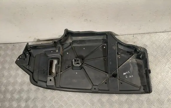 Toyota Auris 150 Trunk boot underbody cover/under tray 5839902010