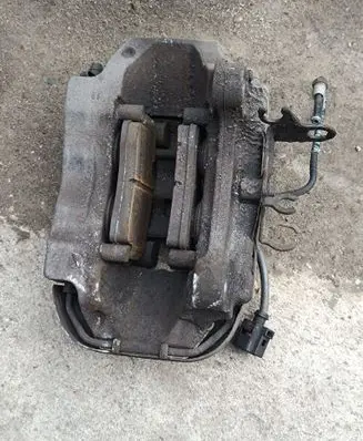 Audi Q7 4L Rear brake caliper 7L6615403