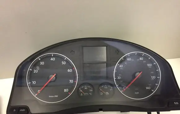 Volkswagen Golf V Speedometer (instrument cluster) 1K0920952