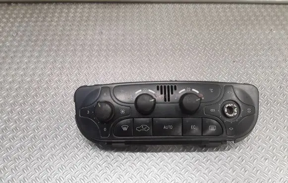 Mercedes-Benz C W203 Climate control unit A2038300785