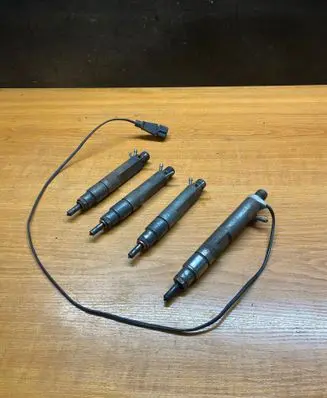 Fuel injector