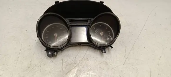 Mercedes-Benz A W176 Speedometer (instrument cluster) A1769008403
