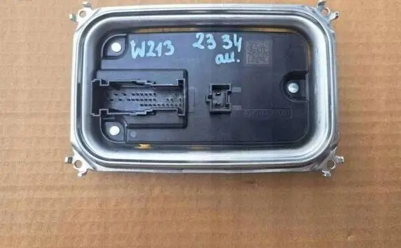 Mercedes-Benz E W213 Headlight ballast module Xenon A2139002334