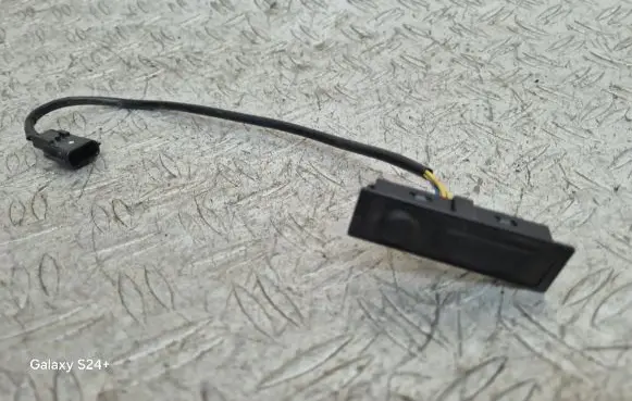 Nissan Qashqai Tailgate/trunk/boot exterior handle 