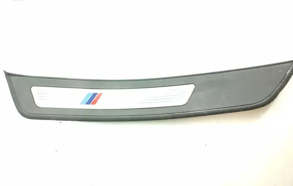 BMW 5 F10 F11 Rear sill trim cover 8050051
