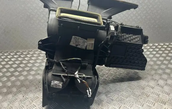 Mini One - Cooper R56 Interior heater climate box assembly 