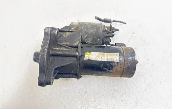 Peugeot 307 Starter motor D6RA572