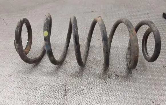 Toyota Corolla E160 E170 Rear coil spring
