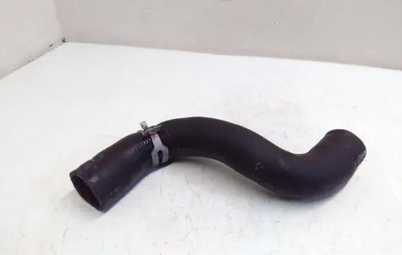 Toyota Prius (XW50) Engine coolant pipe/hose
