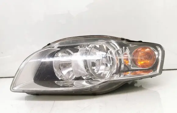 Audi A4 S4 B7 8E 8H Headlight/headlamp 8E0941003AJ 0301219201