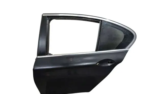BMW 5 F10 F11 Rear door 43R001582 D0T682M3240AS2 E000199