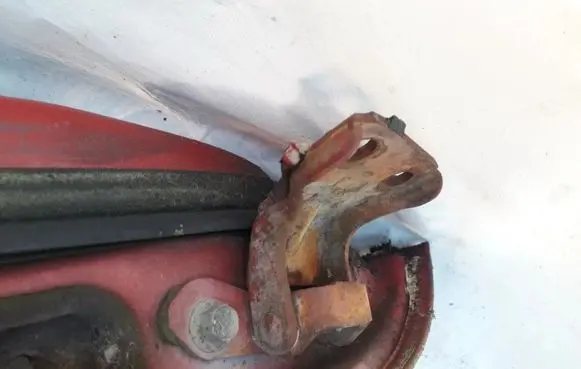 Nissan Sunny Front door upper hinge